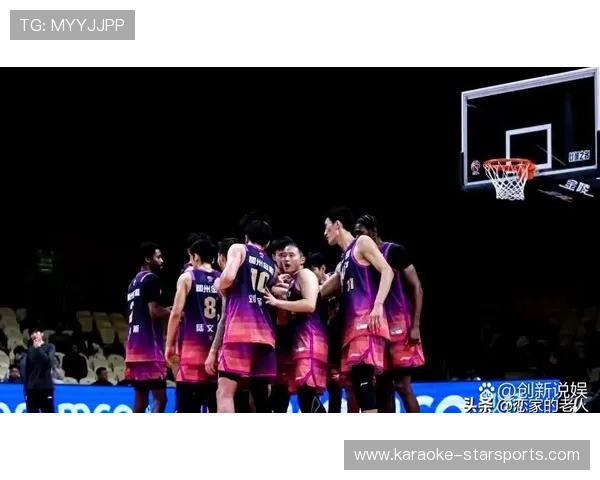 CBA季后赛激烈对决多支强队争夺总冠军悬念迭起